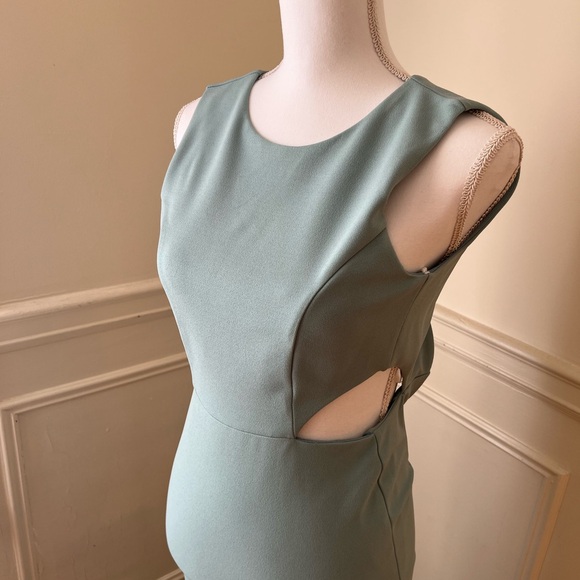 Lulu’s Utterly Smitten Dusty Sage Cutout Side Maxi Dress - Picture 6 of 9